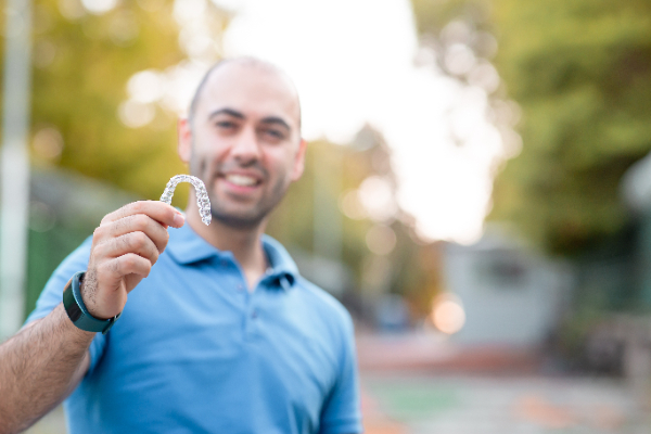 Comparing The Invisalign Process With Traditional Braces